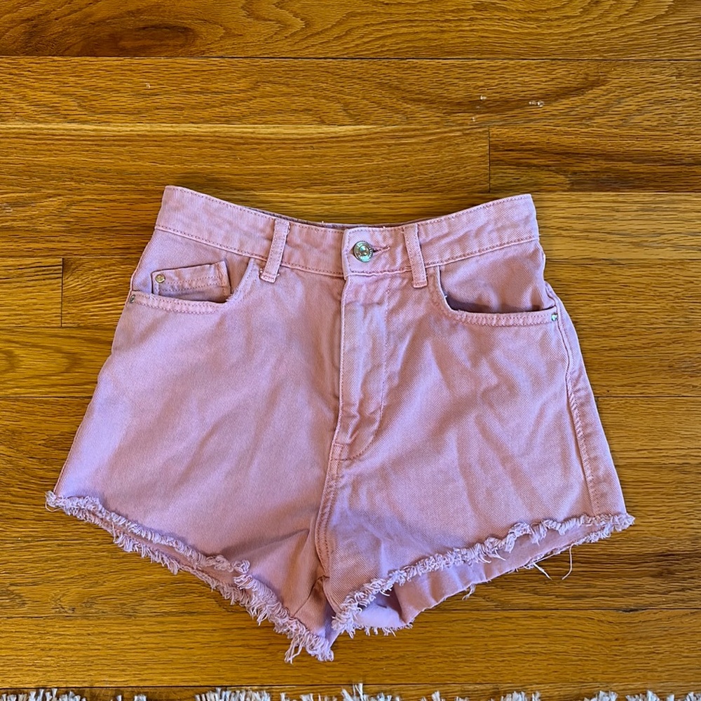 Zara Pink Jean Shorts in Size 2/34